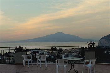 La Culla - Suore Oblate Del Bambin Gesu Hotel Sant'Agnello Exterior foto